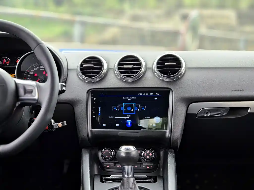 Audi TT — миниатюра 11
