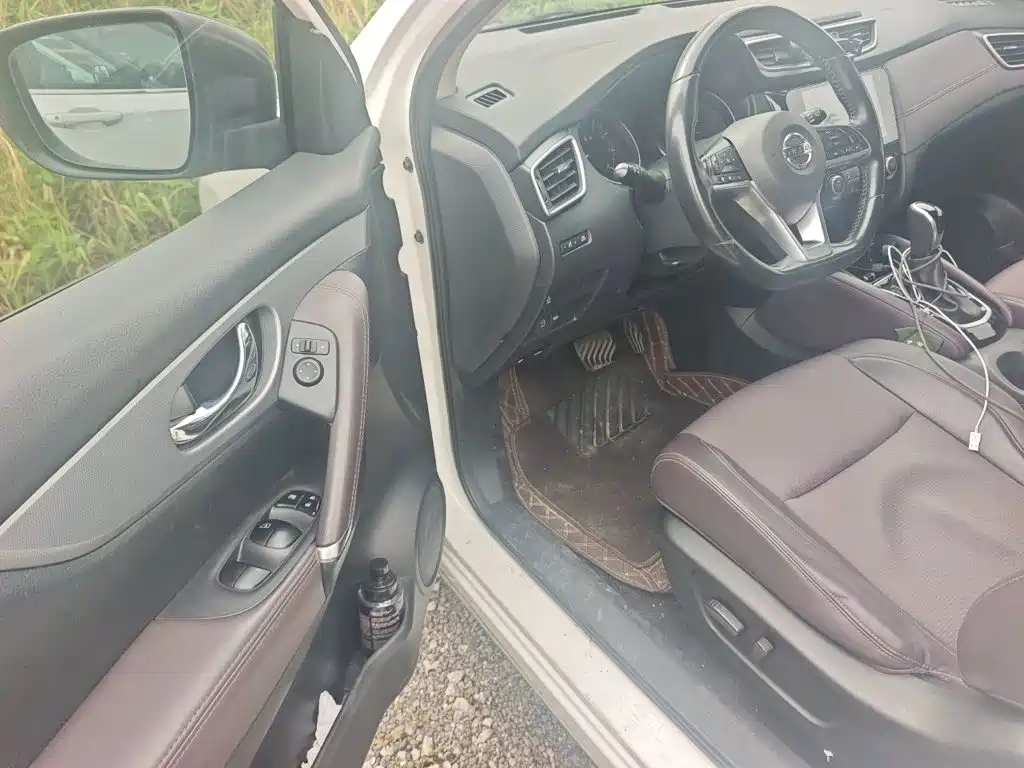 Nissan Qashqai — миниатюра 13