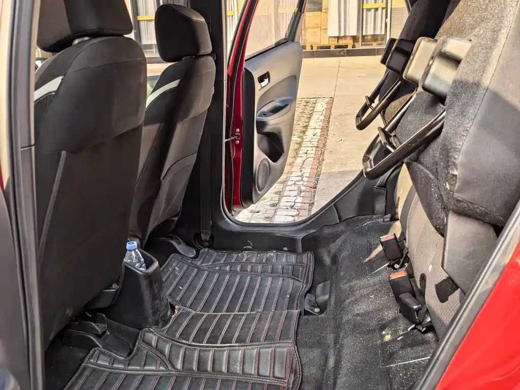 Honda Fit — миниатюра 10