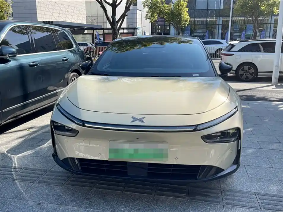 Xpeng P7 + 2024 Max
