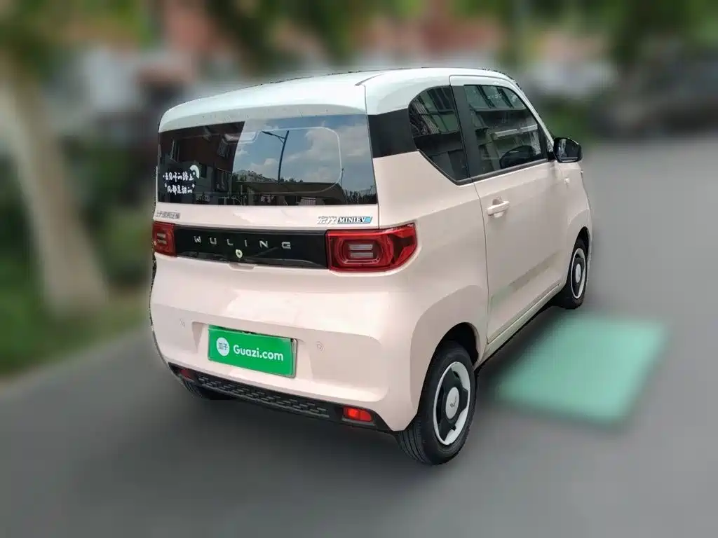 Wuling MINIEV — миниатюра 5