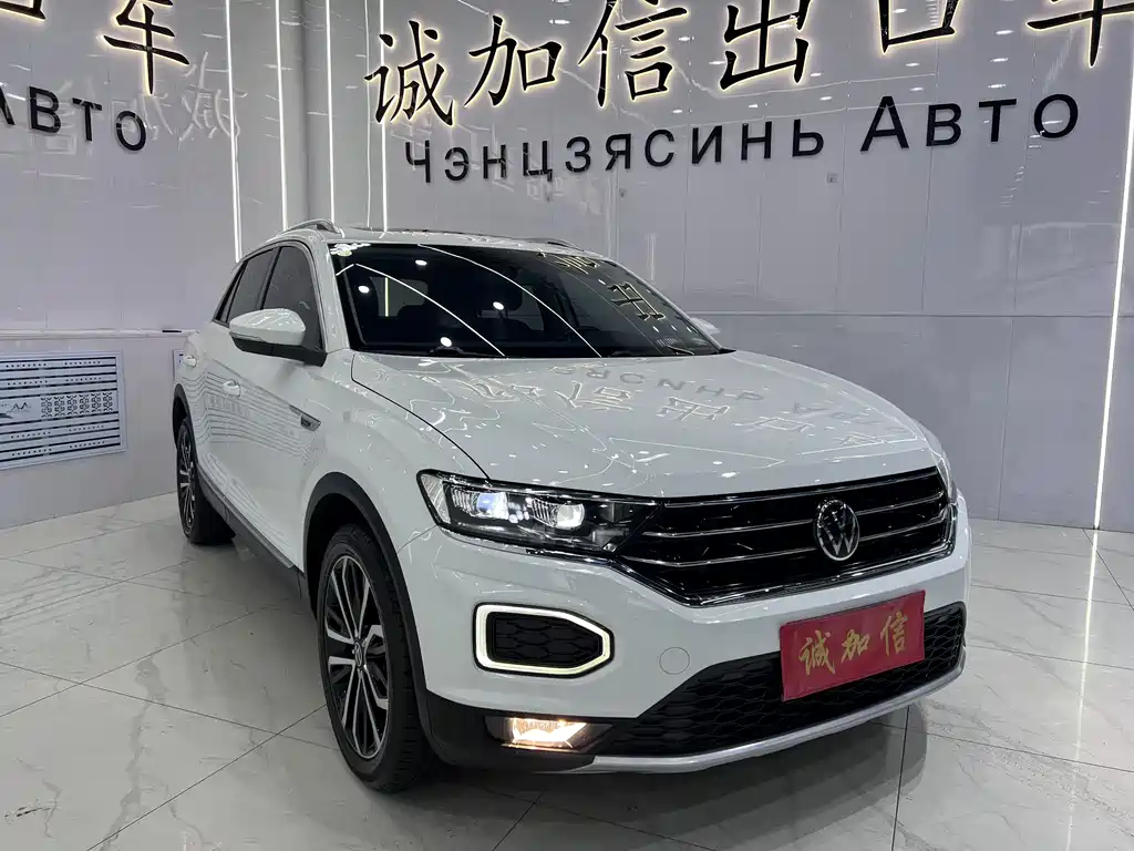 Volkswagen T-Roc 2022 280TSI DSG PLUS