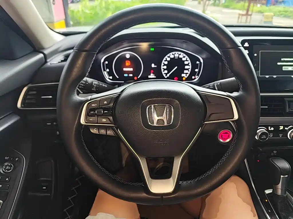 Honda Accord — миниатюра 11