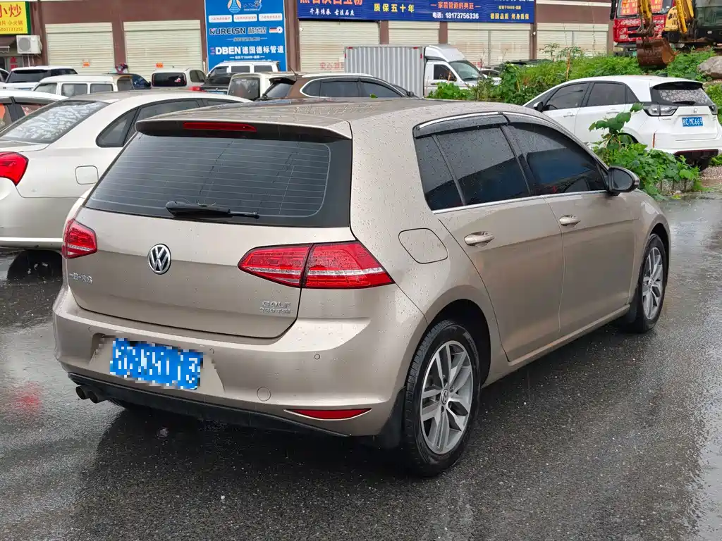 Volkswagen Golf — миниатюра 6