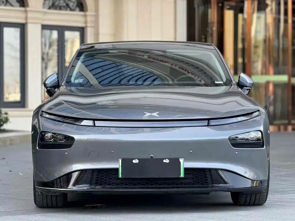 XPeng P7 — миниатюра 2