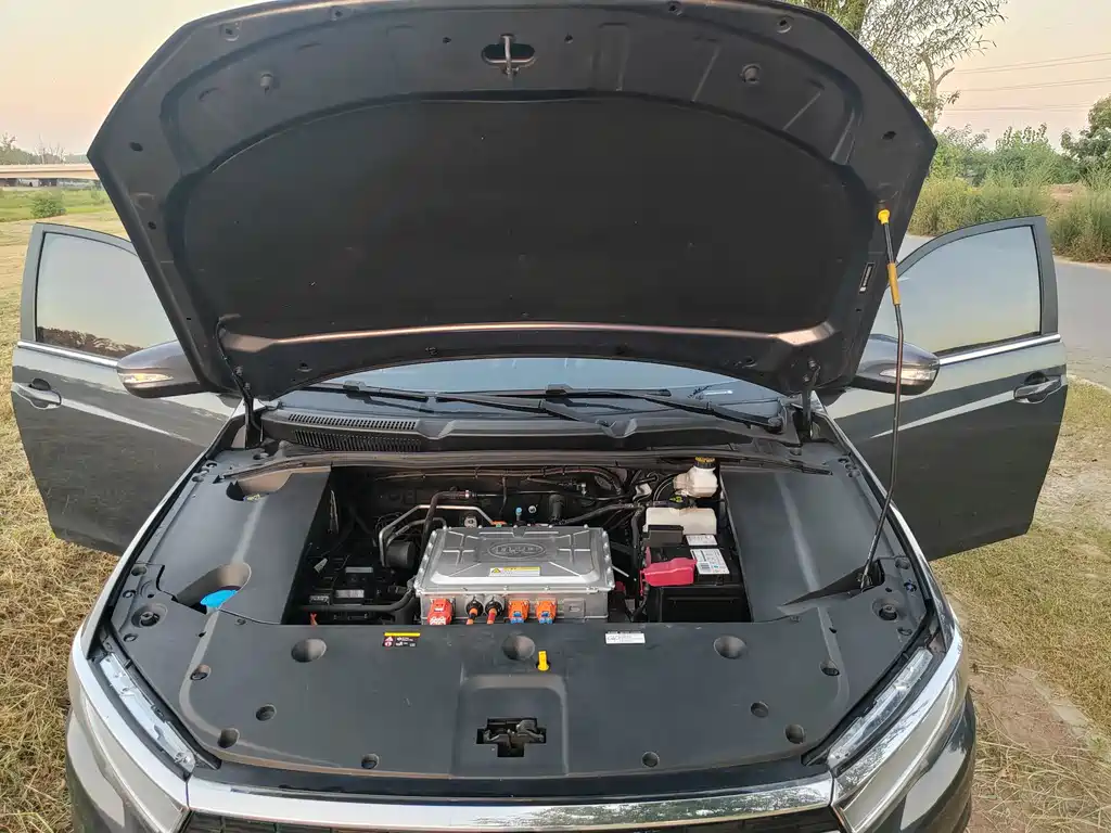 BYD Qin NEV — миниатюра 19