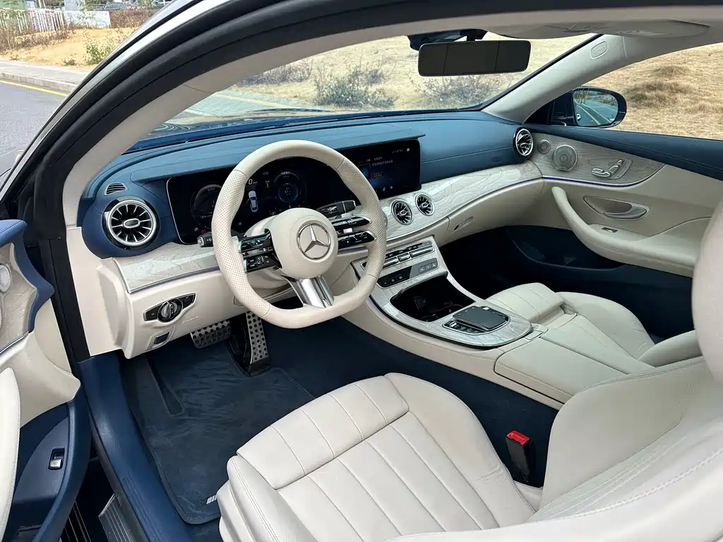 MERCEDES-BENZ E CLASS