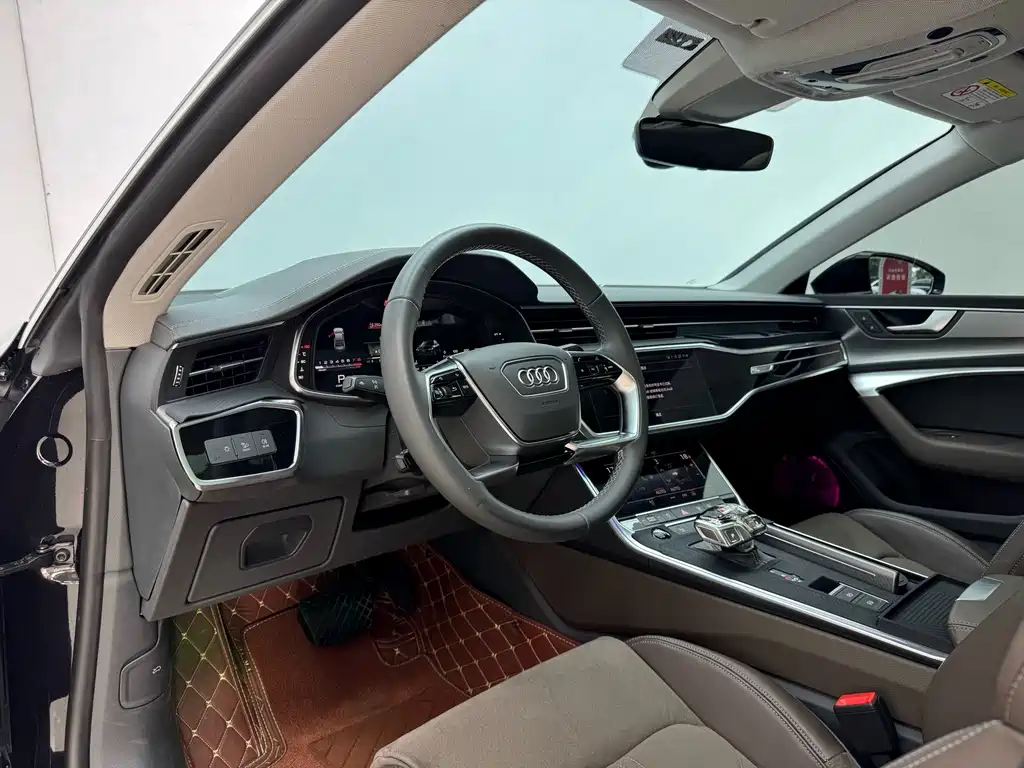 Audi A7L — миниатюра 7