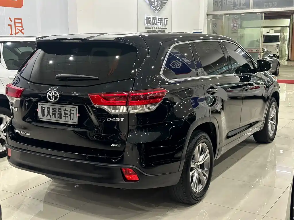 Toyota Highlander — миниатюра 34