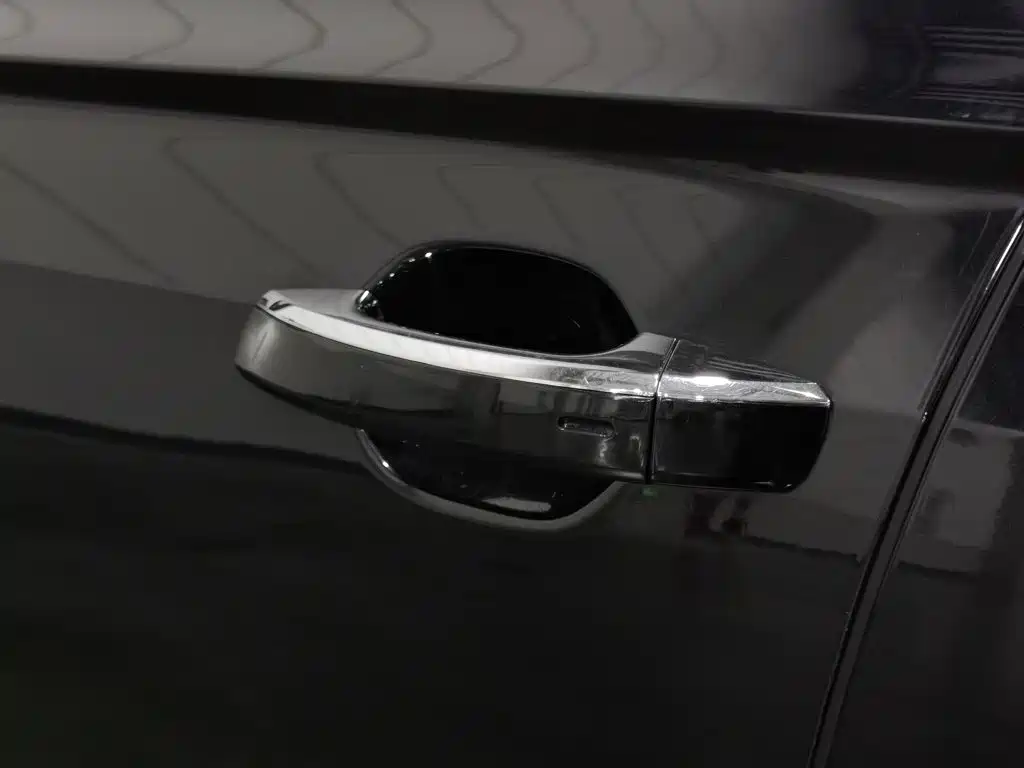 Volkswagen Phideon — миниатюра 18