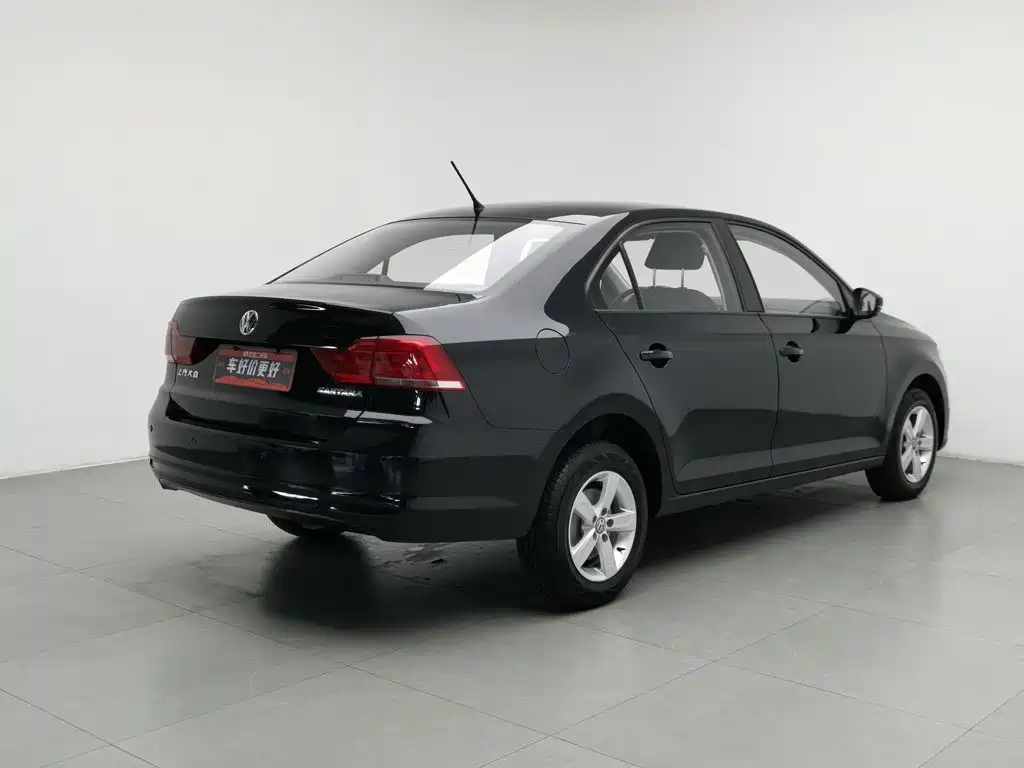 Volkswagen Santana — миниатюра 2