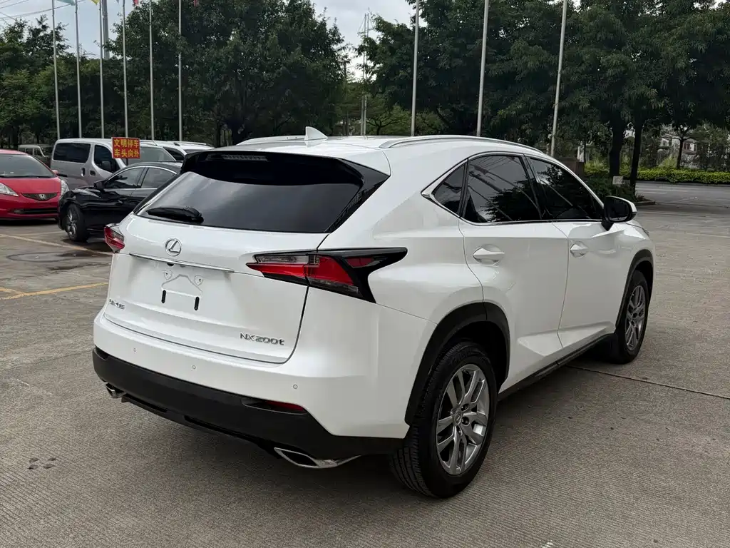 Lexus NX — миниатюра 4