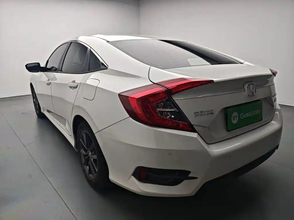 Honda Civic — миниатюра 5