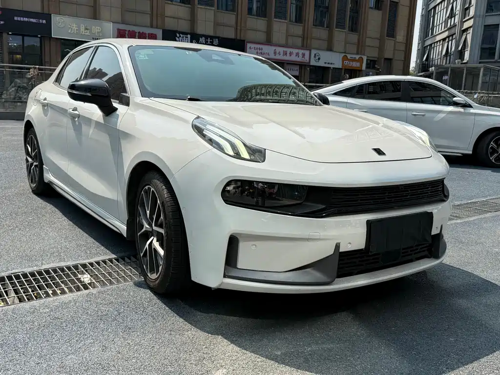 Lynk & Co 03 2020 1.5TD DCT