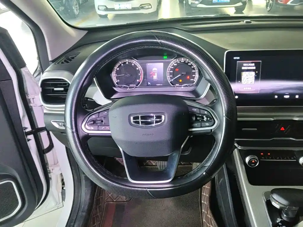 Geely Binyue — миниатюра 11