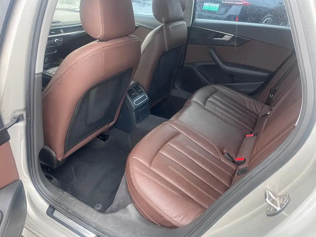 Audi A4L — миниатюра 11