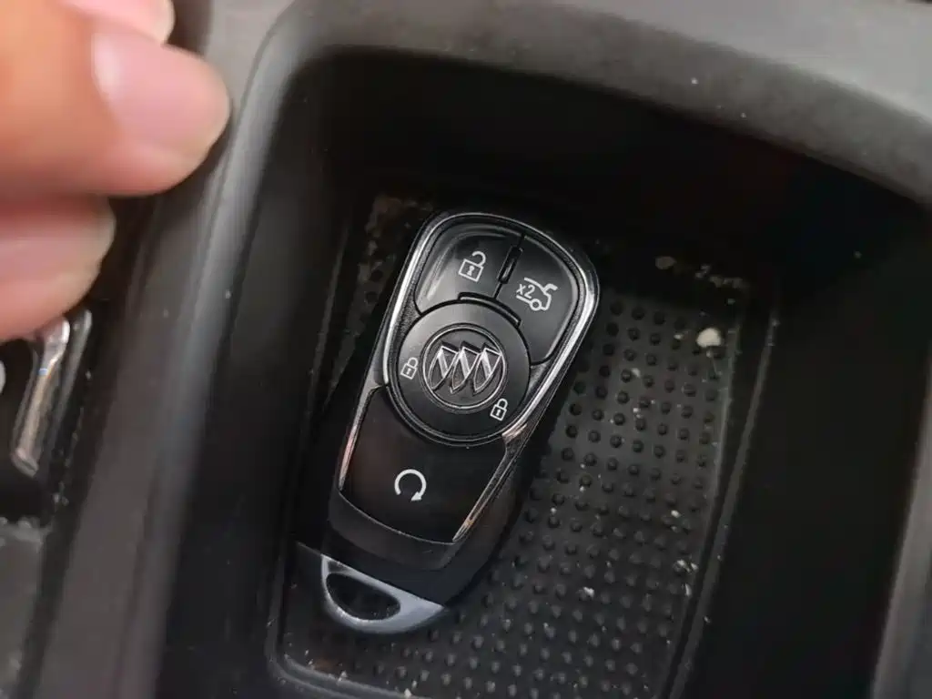 Buick Verano — миниатюра 9