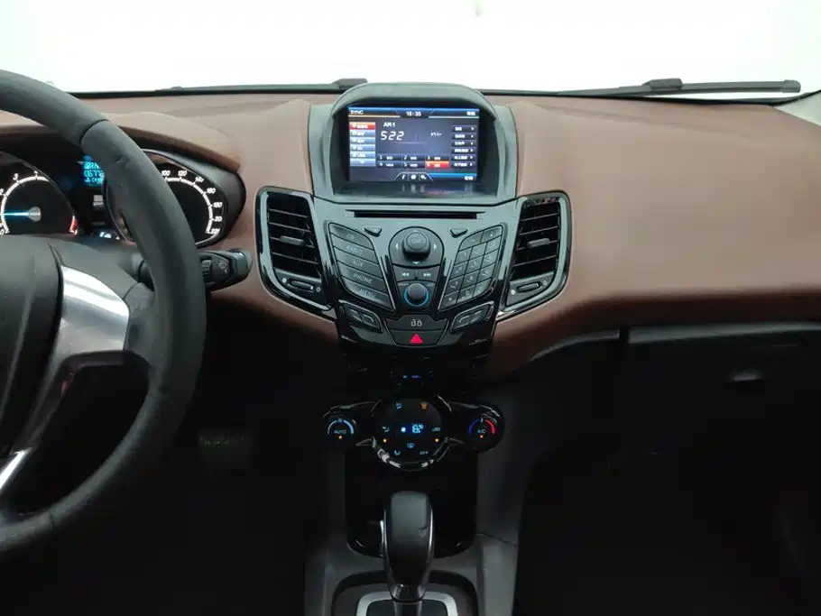 Ford Fiesta — миниатюра 13