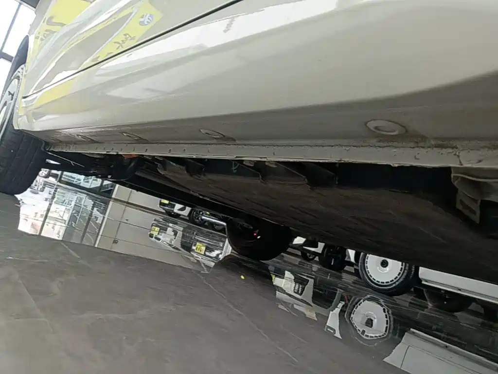 Wuling MINIEV — миниатюра 22
