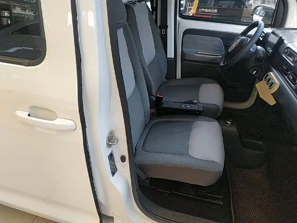 Wuling Zhiguang EV — миниатюра 25
