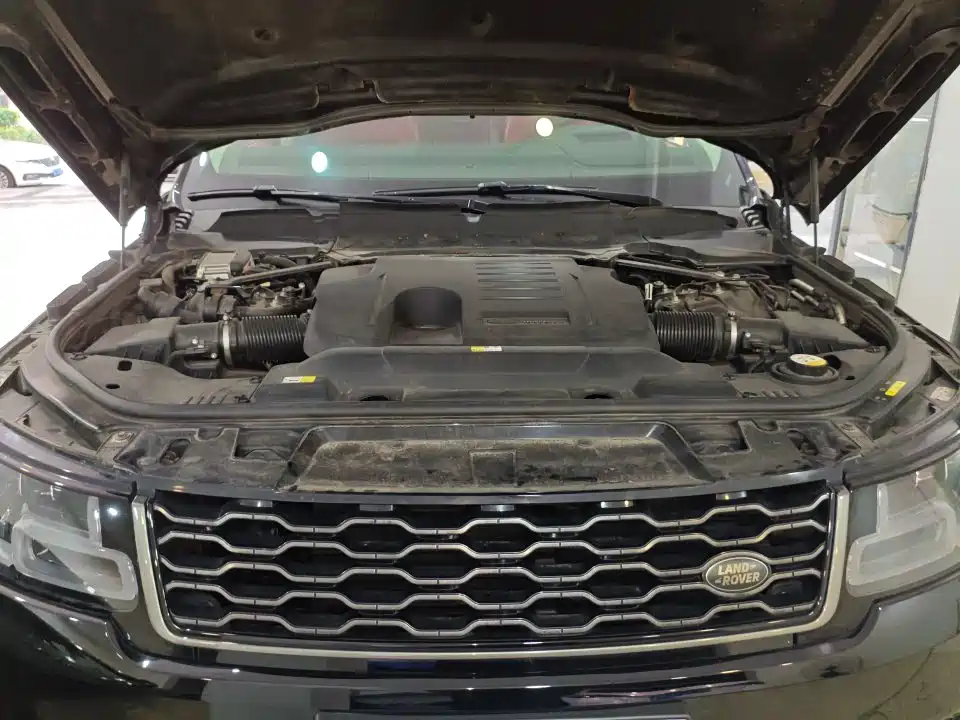 Land Rover Range Rover Sport 2020 3.0 L6 HSE DYNAMIC