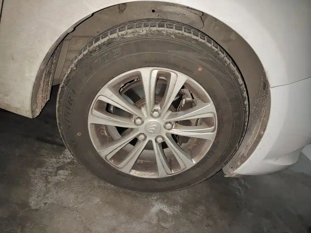 Buick Excelle — миниатюра 8