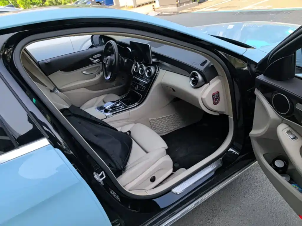 Mercedes-Benz C-Class — миниатюра 9
