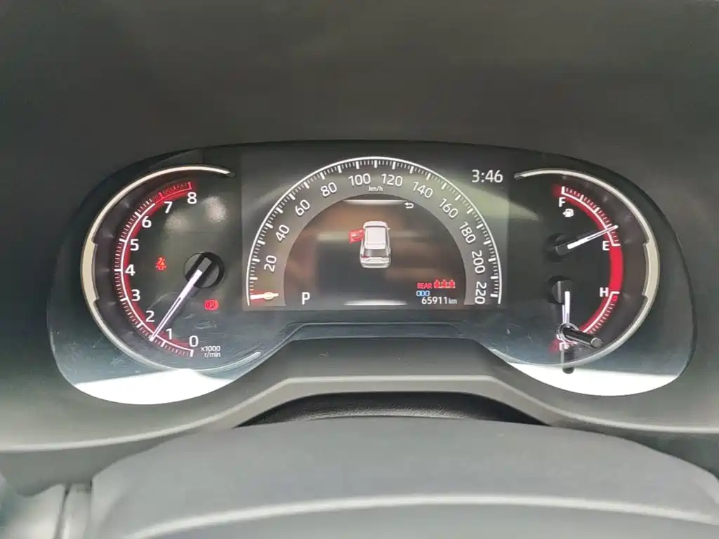 Toyota RAV4 — миниатюра 12