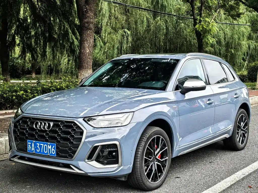 AUDI  Q5L