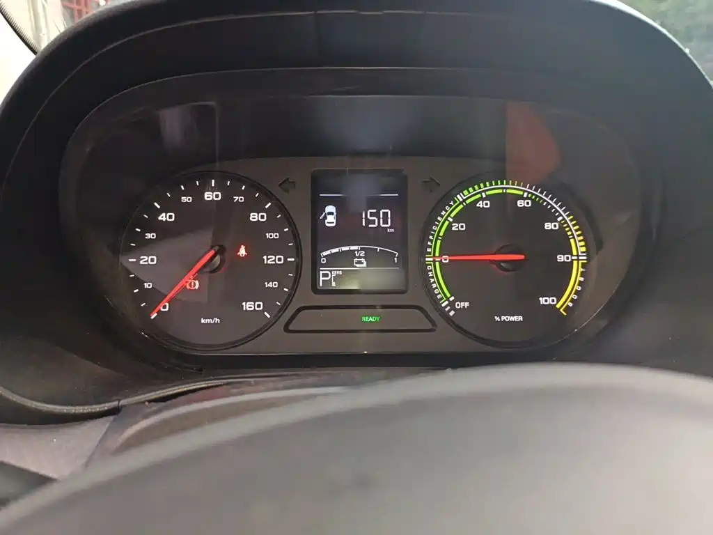 Roewe Clever — миниатюра 4