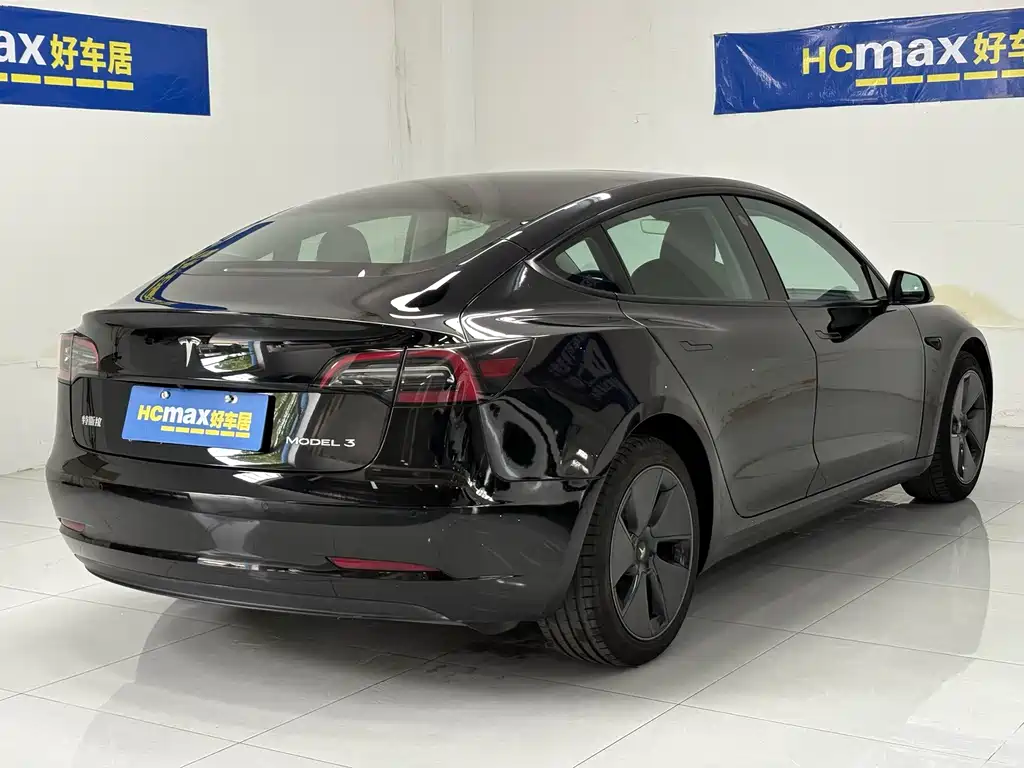 Tesla Model 3 — миниатюра 6