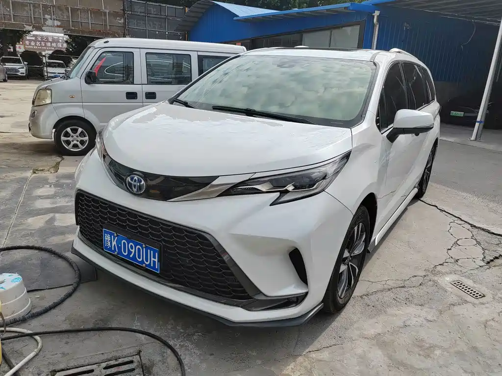 Toyota Granvia