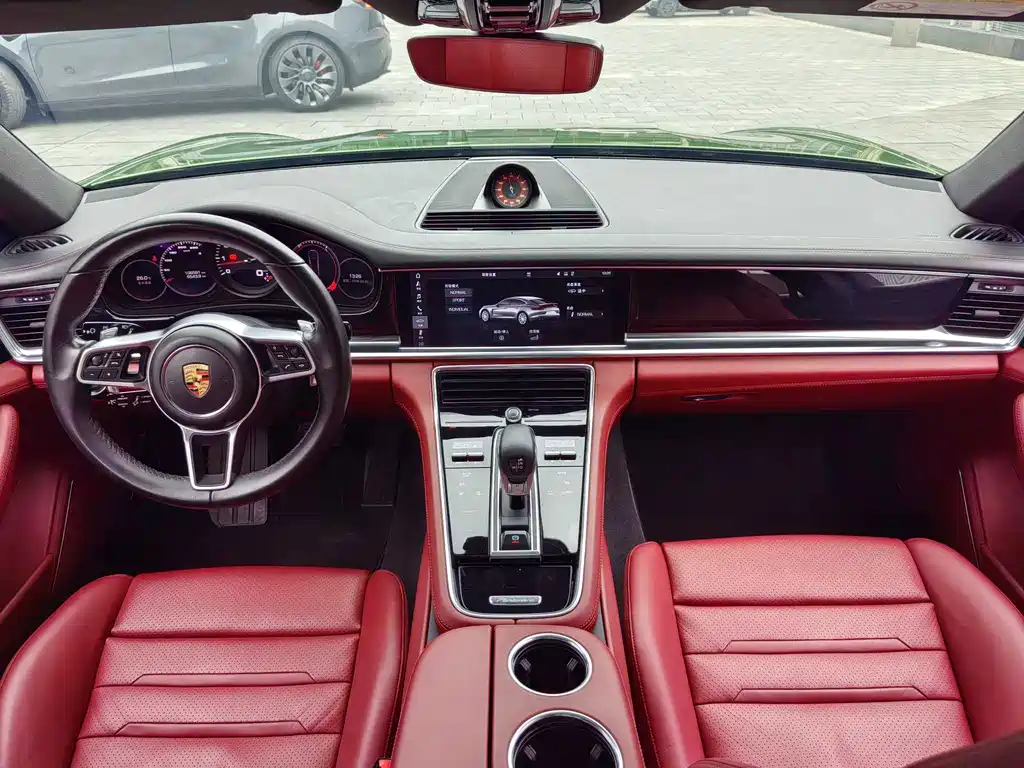 Porsche Panamera — миниатюра 9