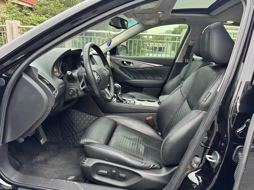 Infiniti Q50L — миниатюра 10