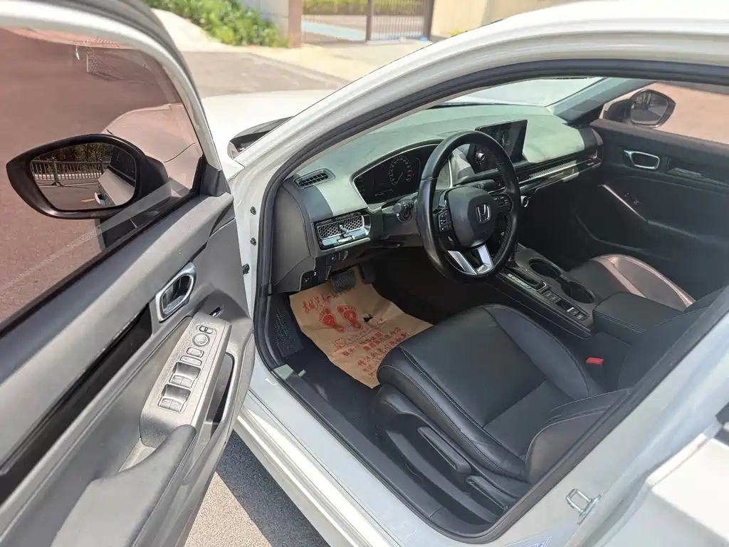 Honda Civic — миниатюра 8