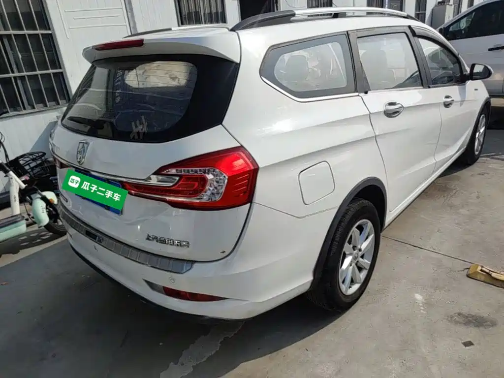 Baojun 310W — миниатюра 7
