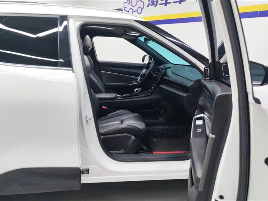 GEELY AUTOMOBILE BOYUE