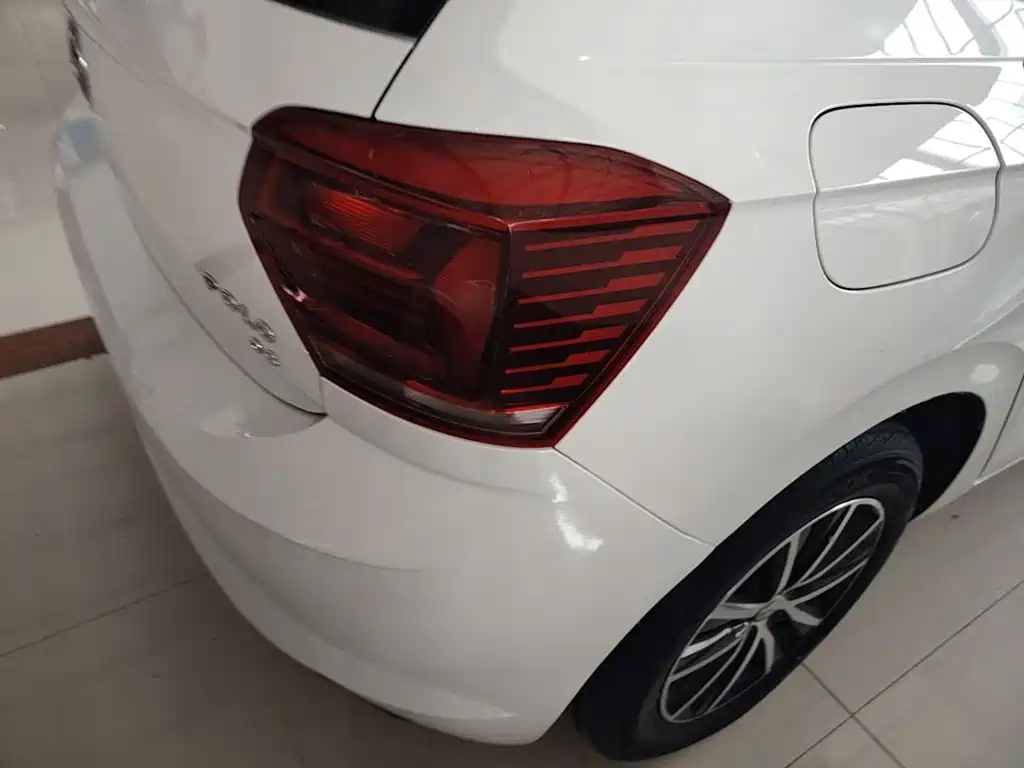 Volkswagen Polo — миниатюра 8