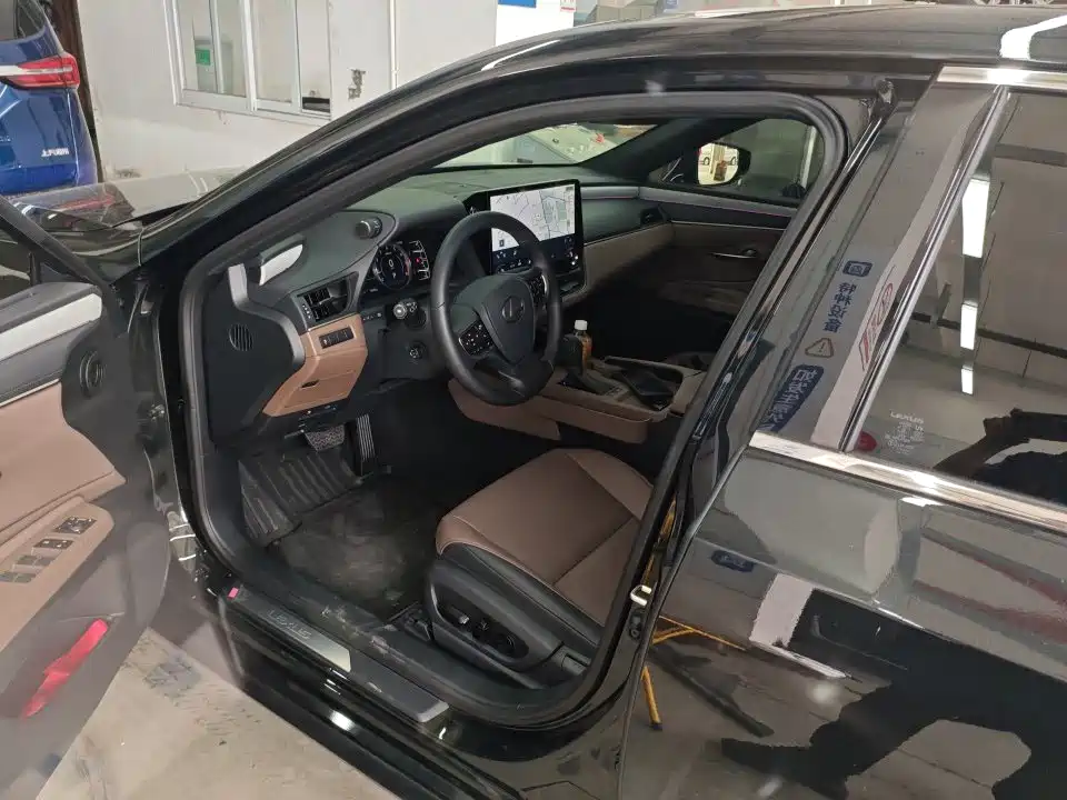 Lexus ES — миниатюра 7