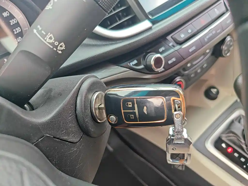 Buick Excelle — миниатюра 9