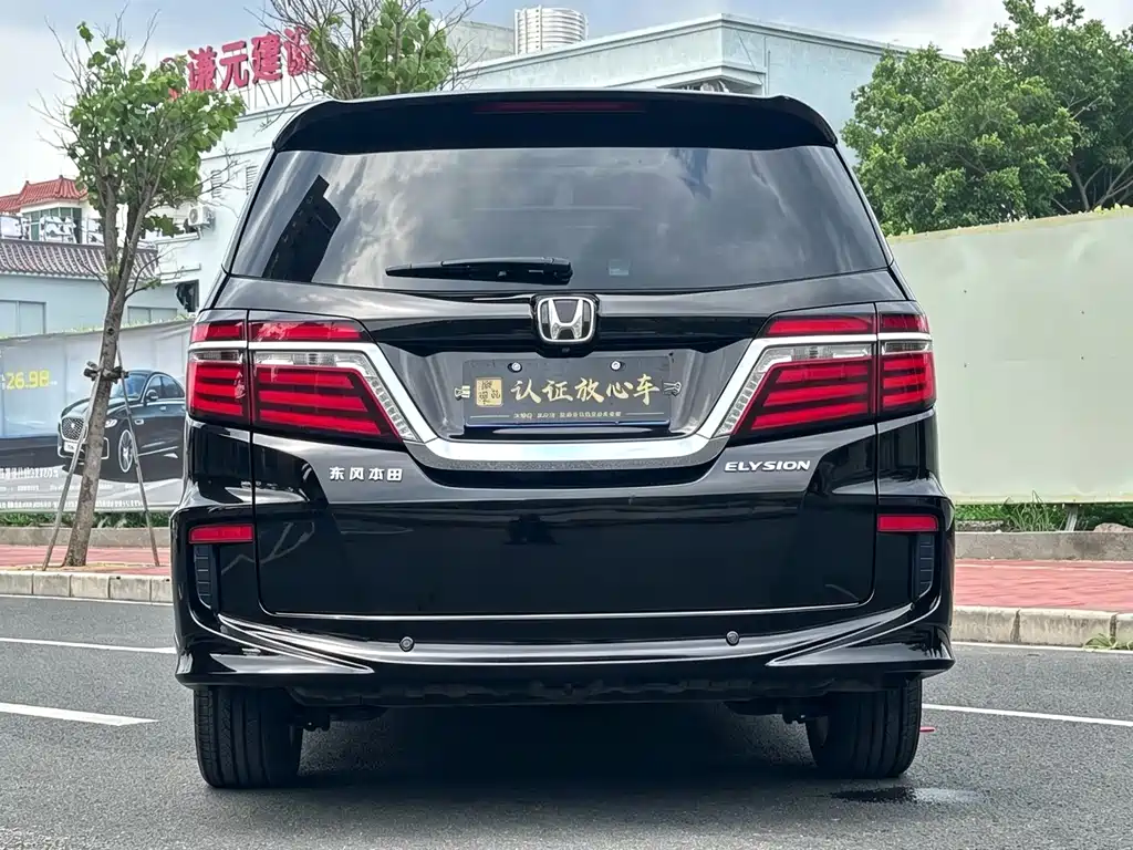 Honda Elysion — миниатюра 5