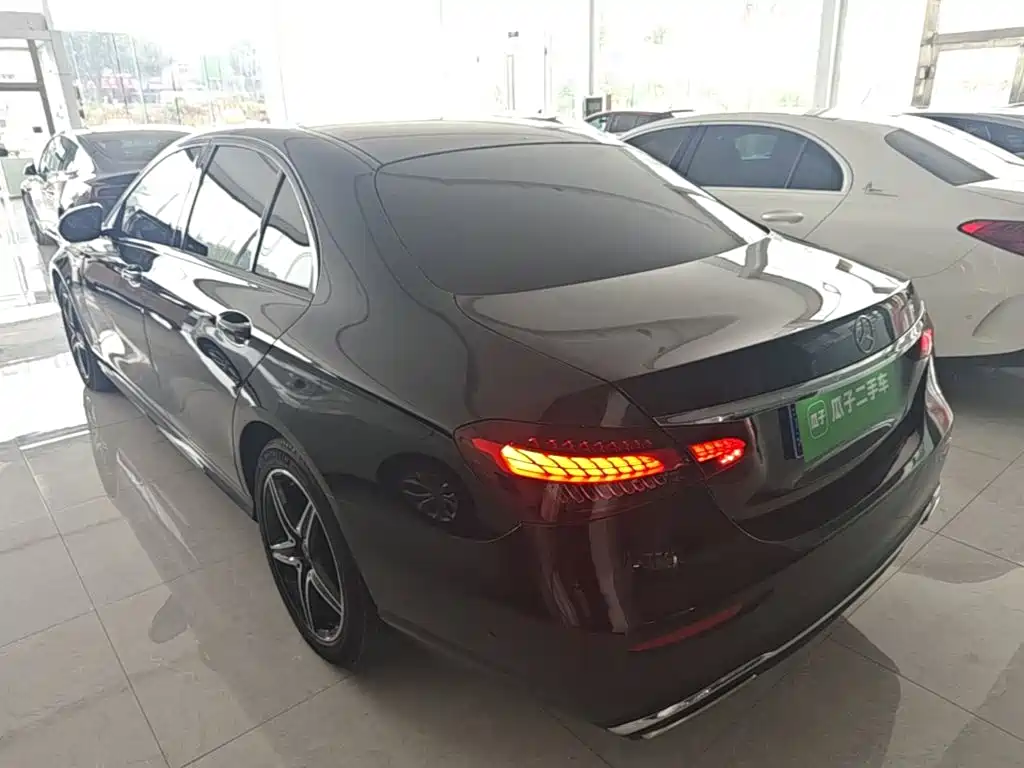 Mercedes-Benz E-Class (Import) — миниатюра 5