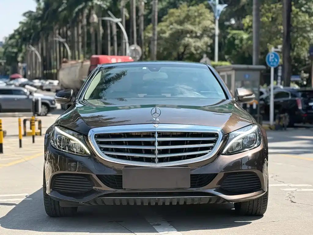 Mercedes-Benz C-Class — миниатюра 3