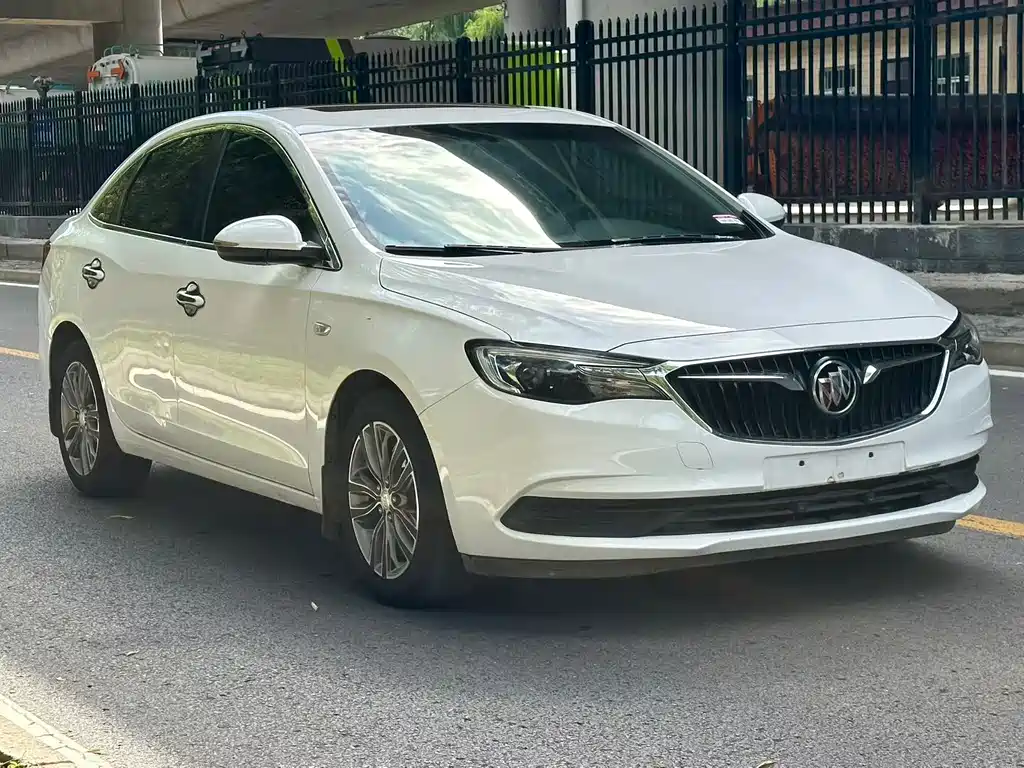Buick Excelle — миниатюра 3