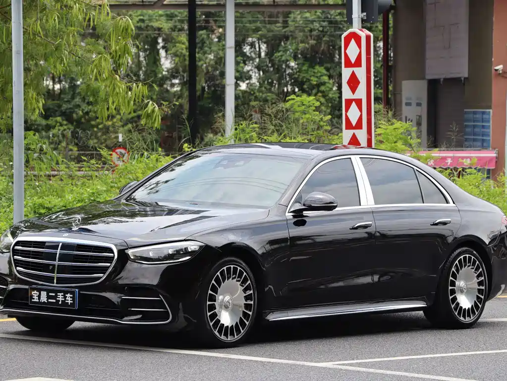 Mercedes-Benz S-Class 2023