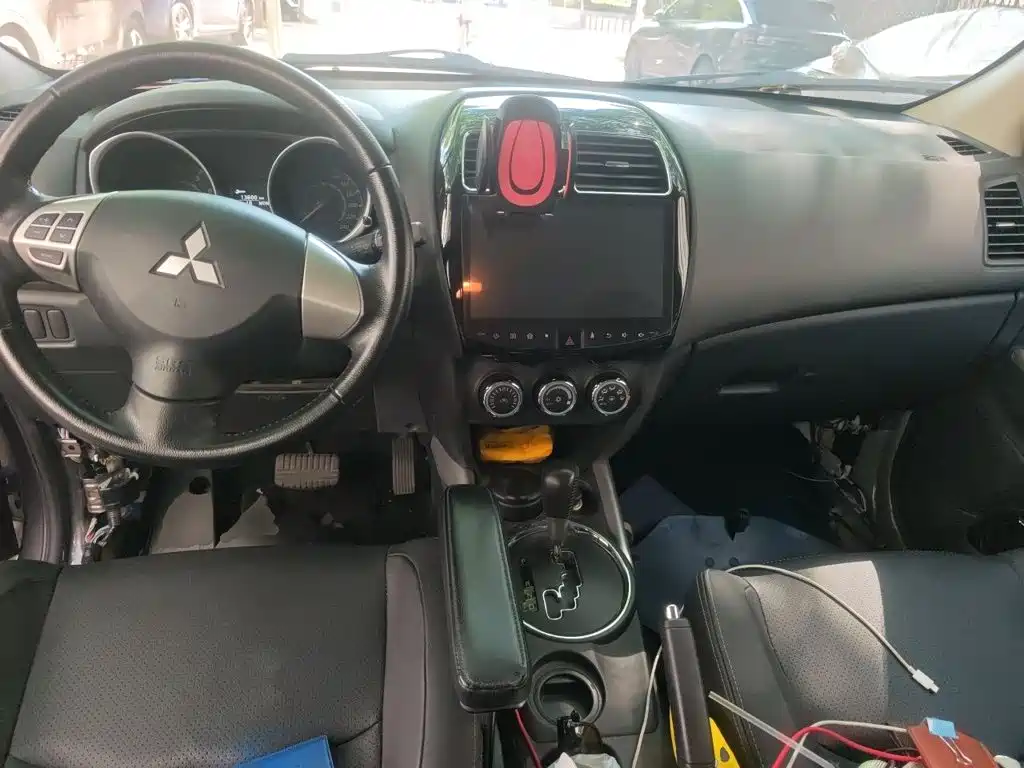 Mitsubishi ASX — миниатюра 6