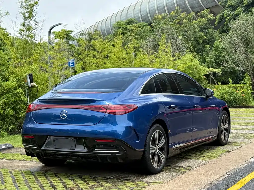 Mercedes-Benz EQE 2022 350 Luxury