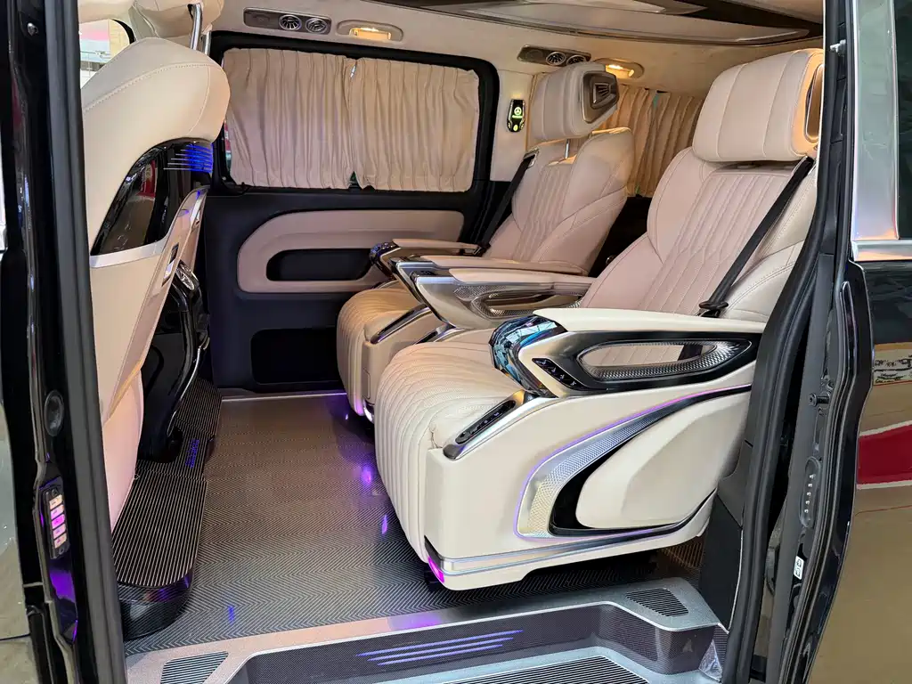 Mercedes-Benz Vito — миниатюра 11