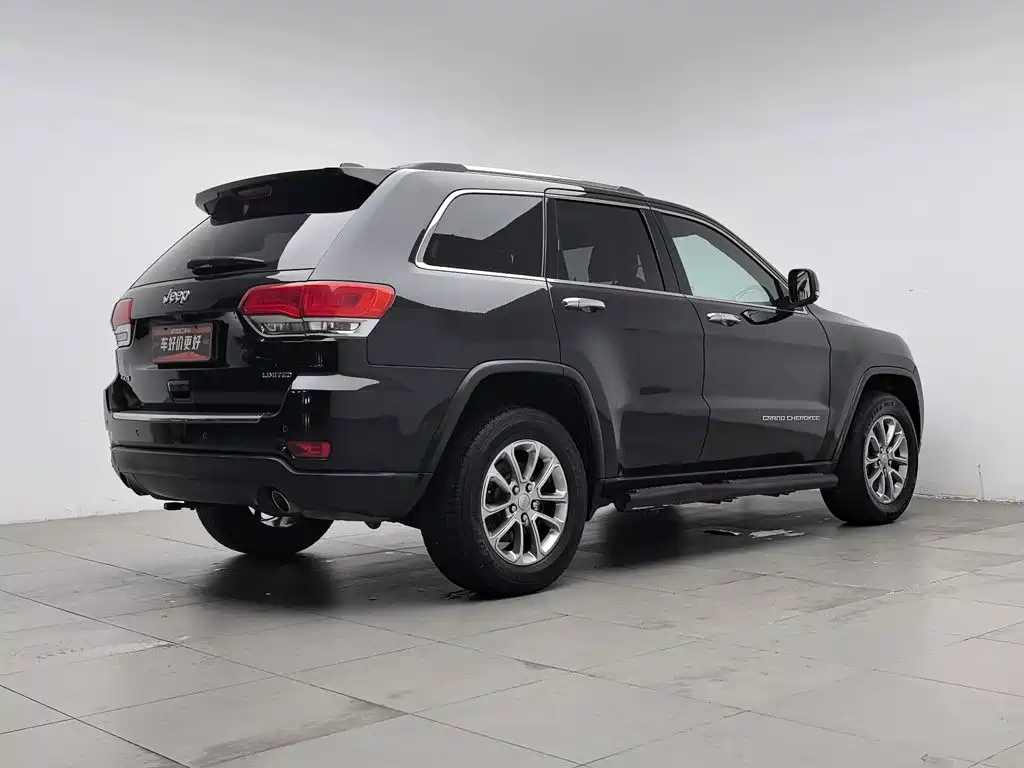 Jeep Grand Cherokee (Import) — миниатюра 2