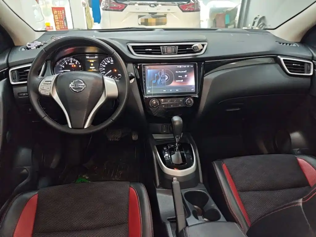 Nissan Qashqai — миниатюра 10